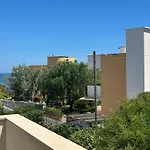 Sea&sky بيت ضيافة